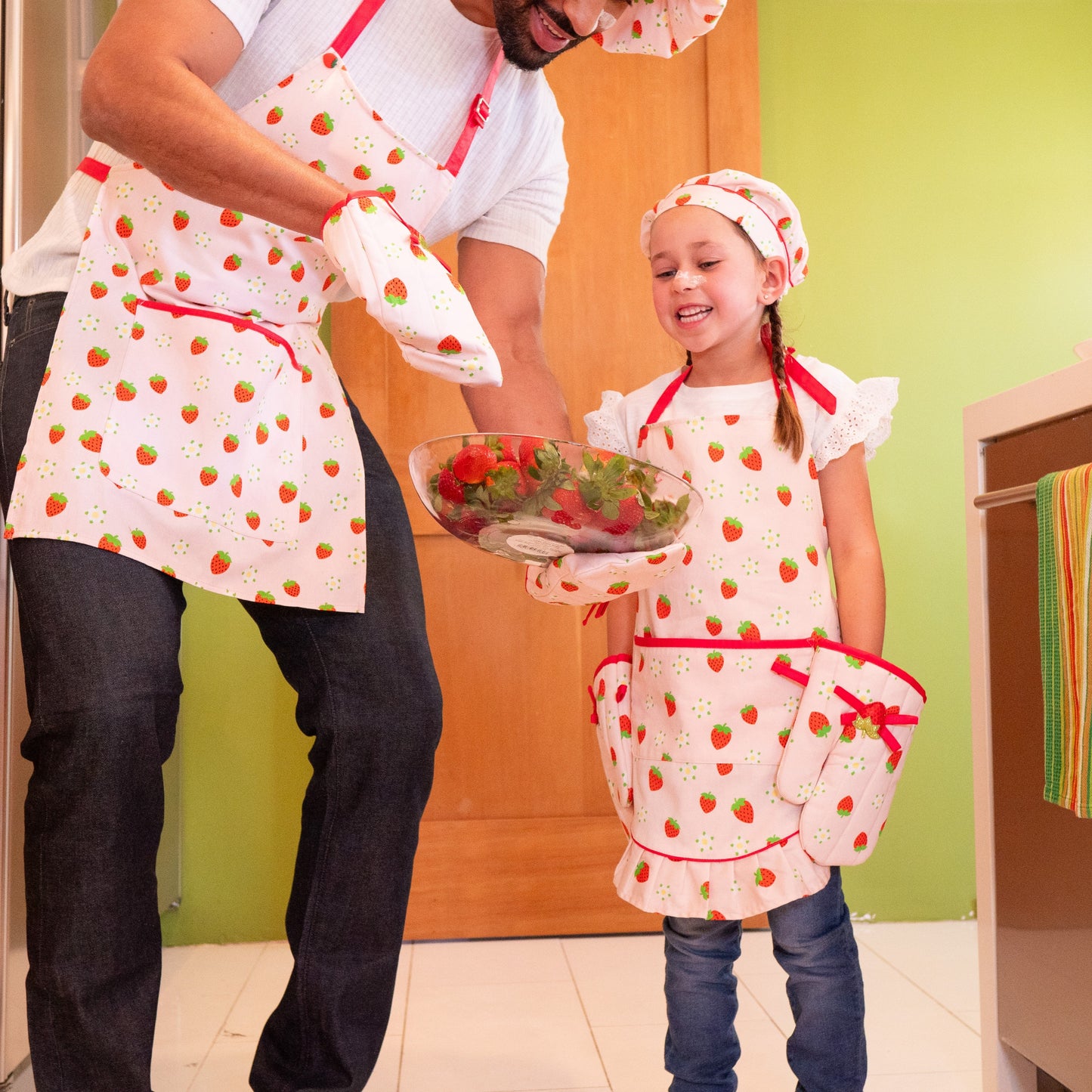 Strawberry Shortcake Premium Adult Classic Cooking Apron